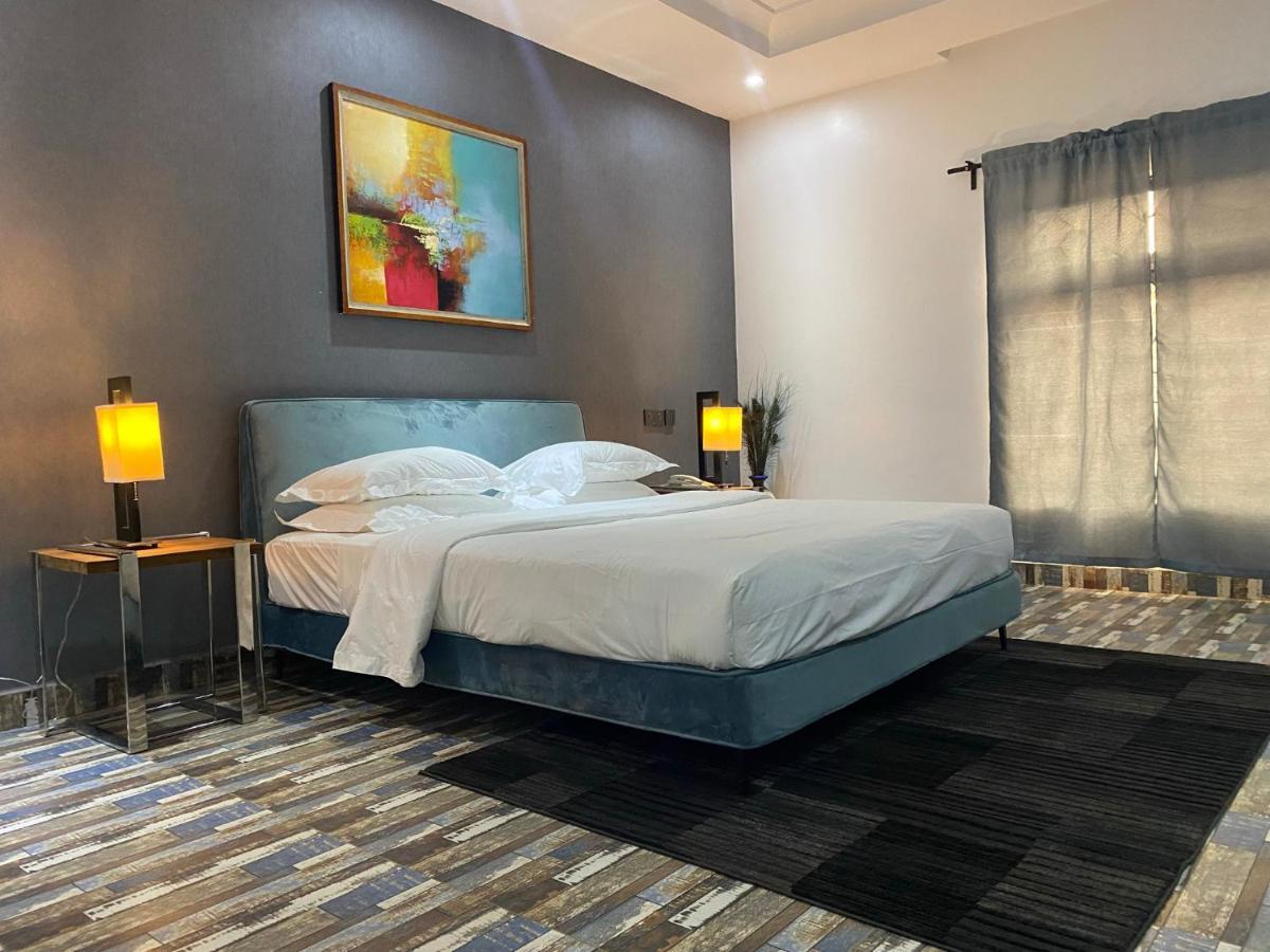 Muse Boutique Hotel Енугу Екстериор снимка