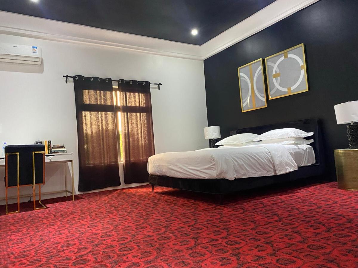 Muse Boutique Hotel Енугу Екстериор снимка