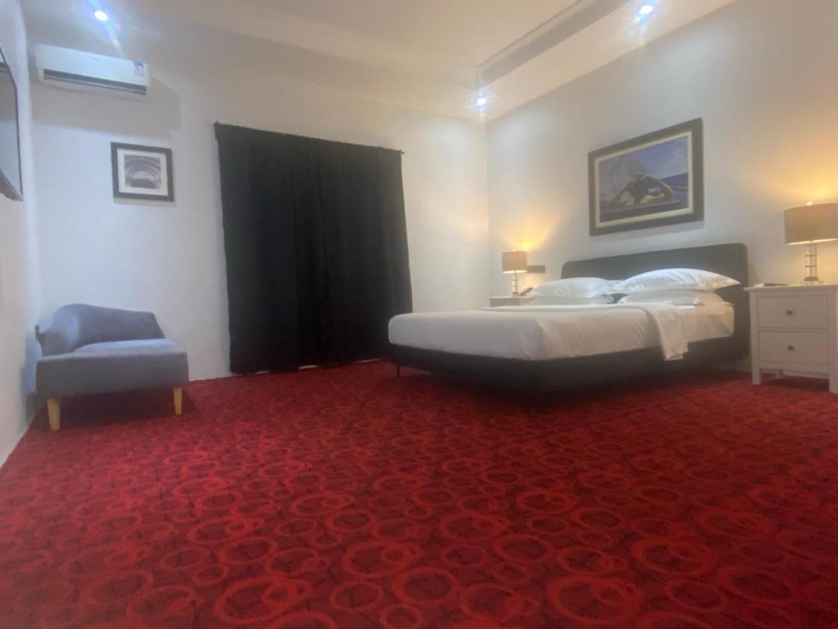 Muse Boutique Hotel Енугу Екстериор снимка