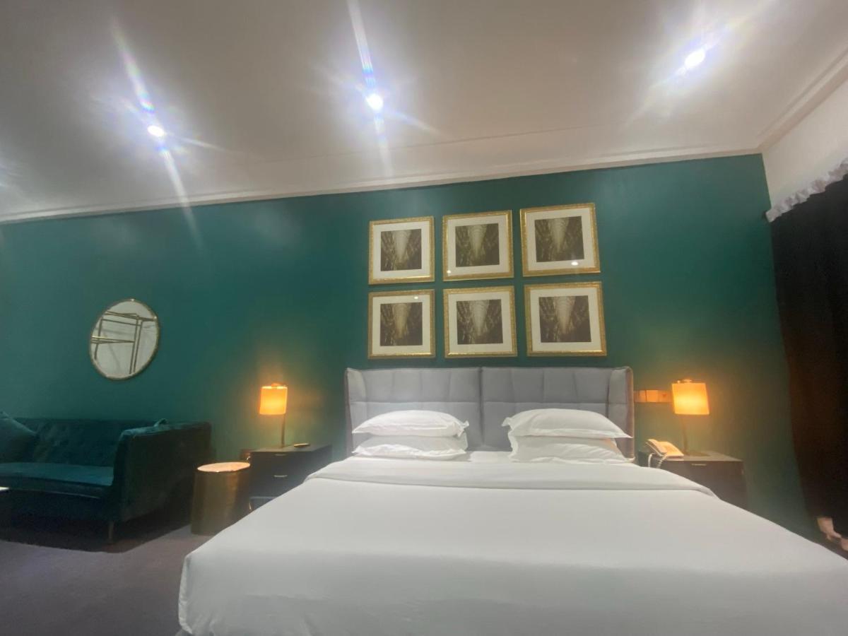 Muse Boutique Hotel Енугу Екстериор снимка