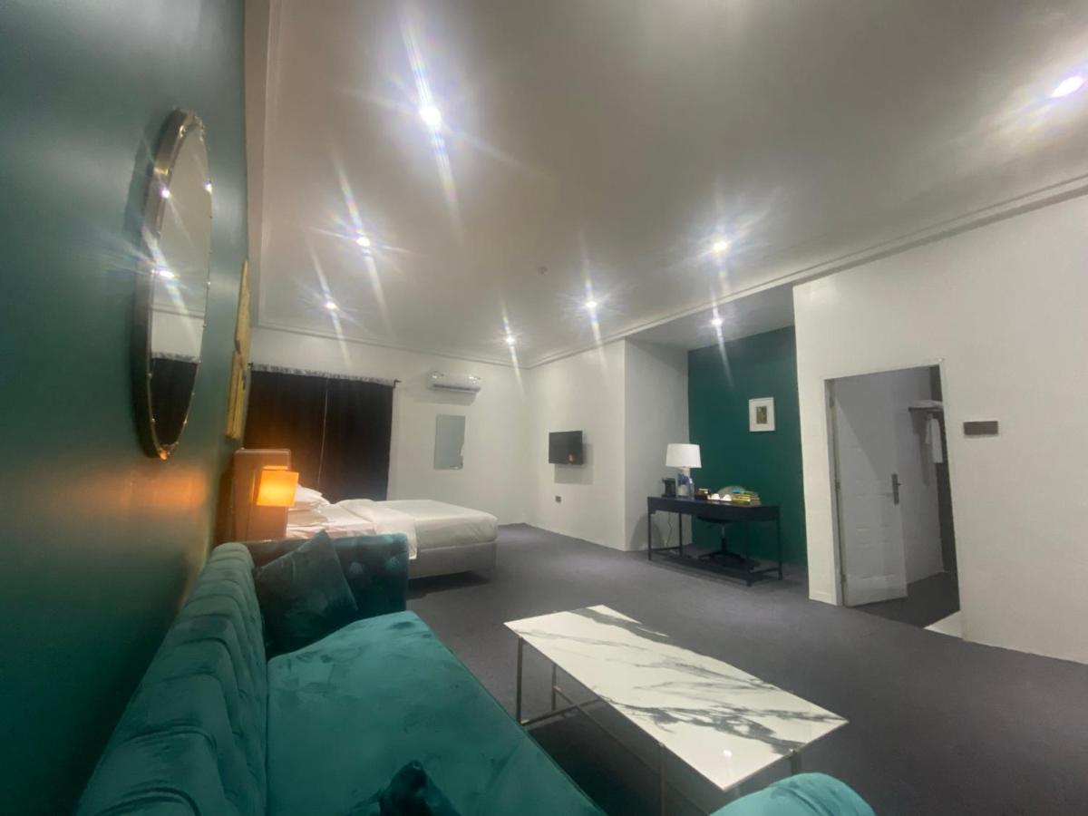 Muse Boutique Hotel Енугу Екстериор снимка
