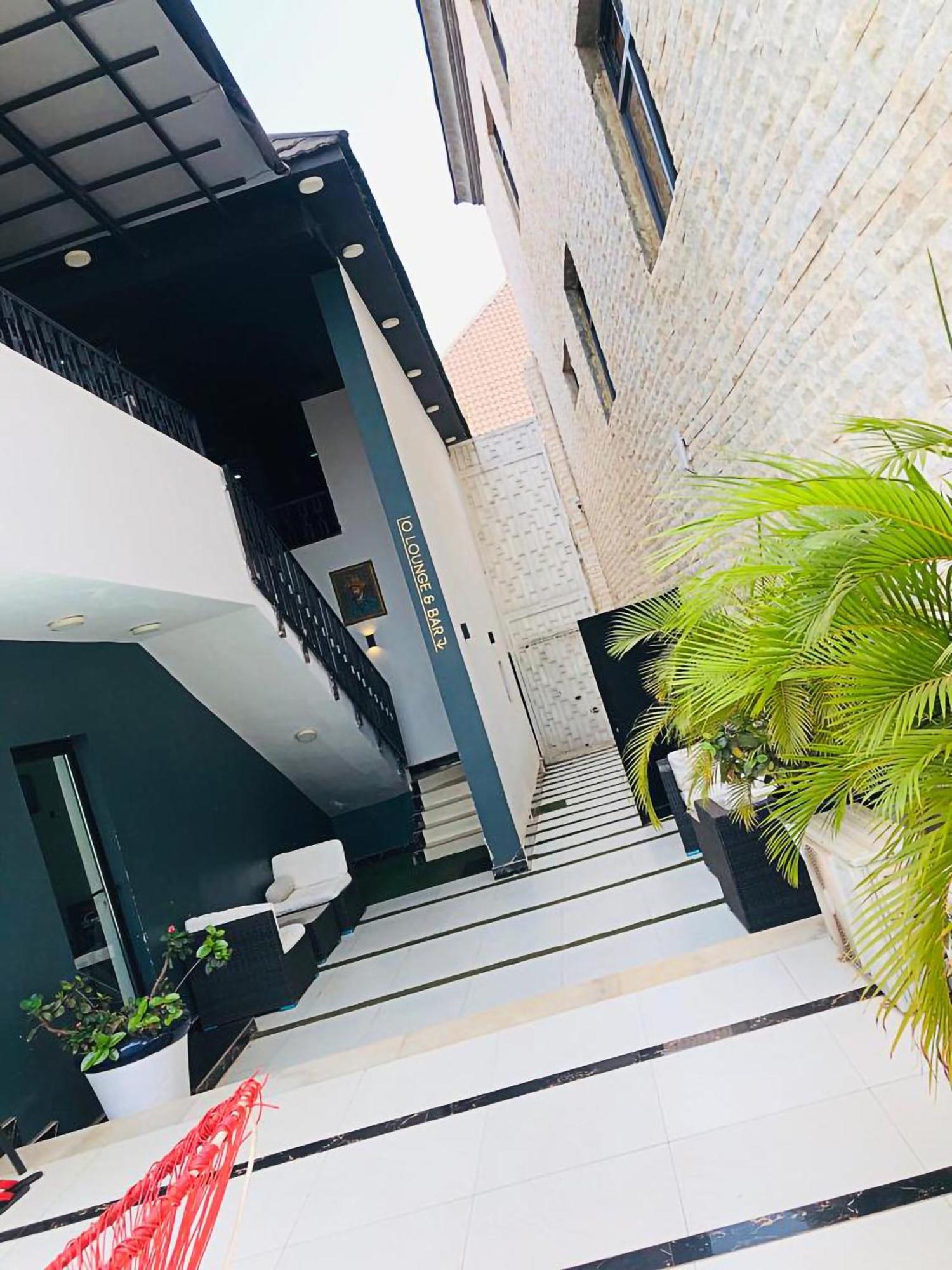 Muse Boutique Hotel Енугу Екстериор снимка